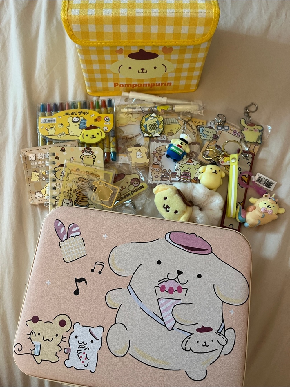 Sanrio Pompompurin Makeup Box & Stationary Accessories